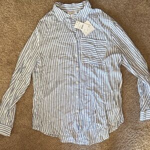 beachlunchlounge Striped Button-Down Shirt in Blue and White